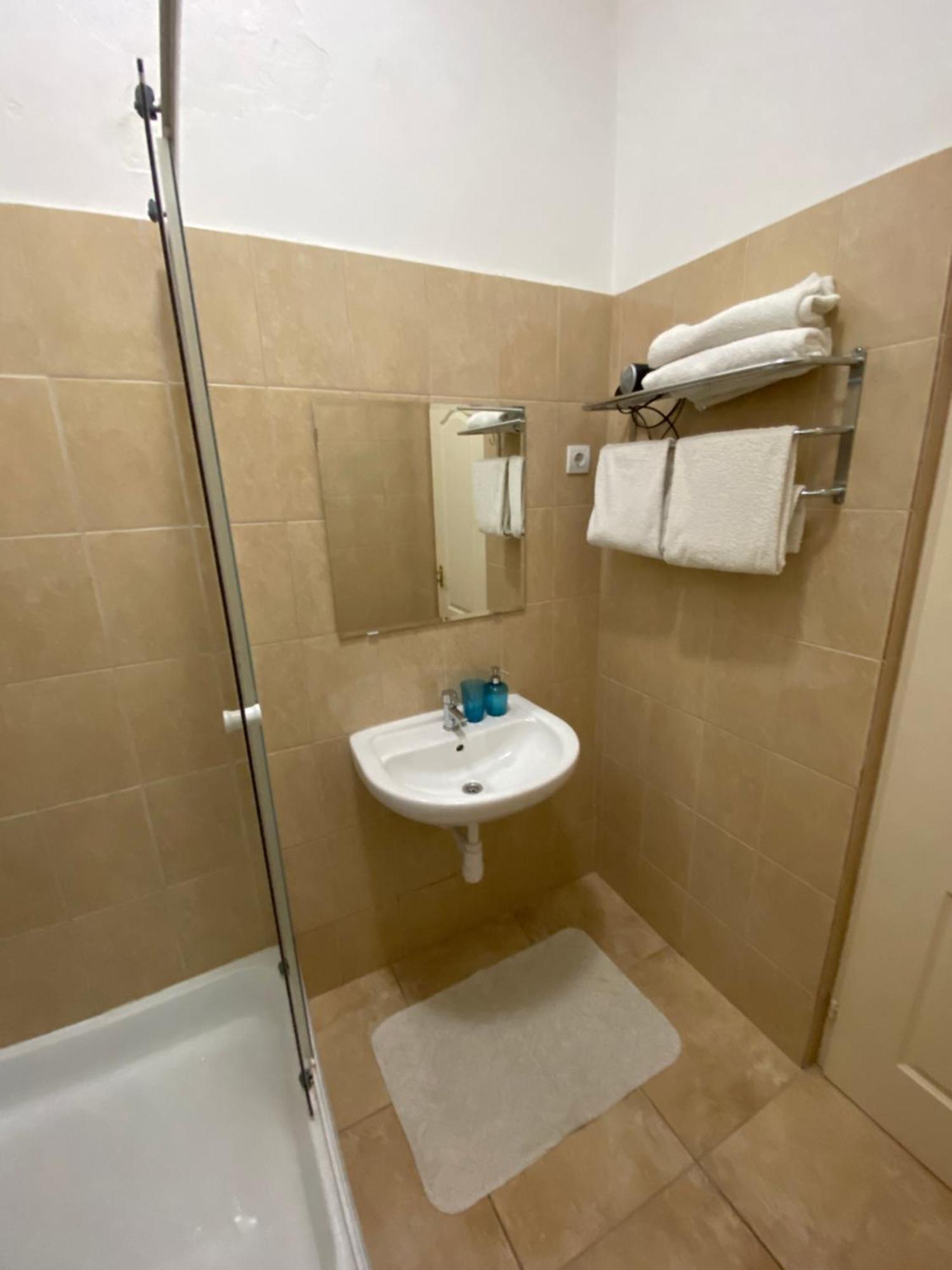 Holiday Apartments & Rooms Next Danube Promenade Будапеща Екстериор снимка