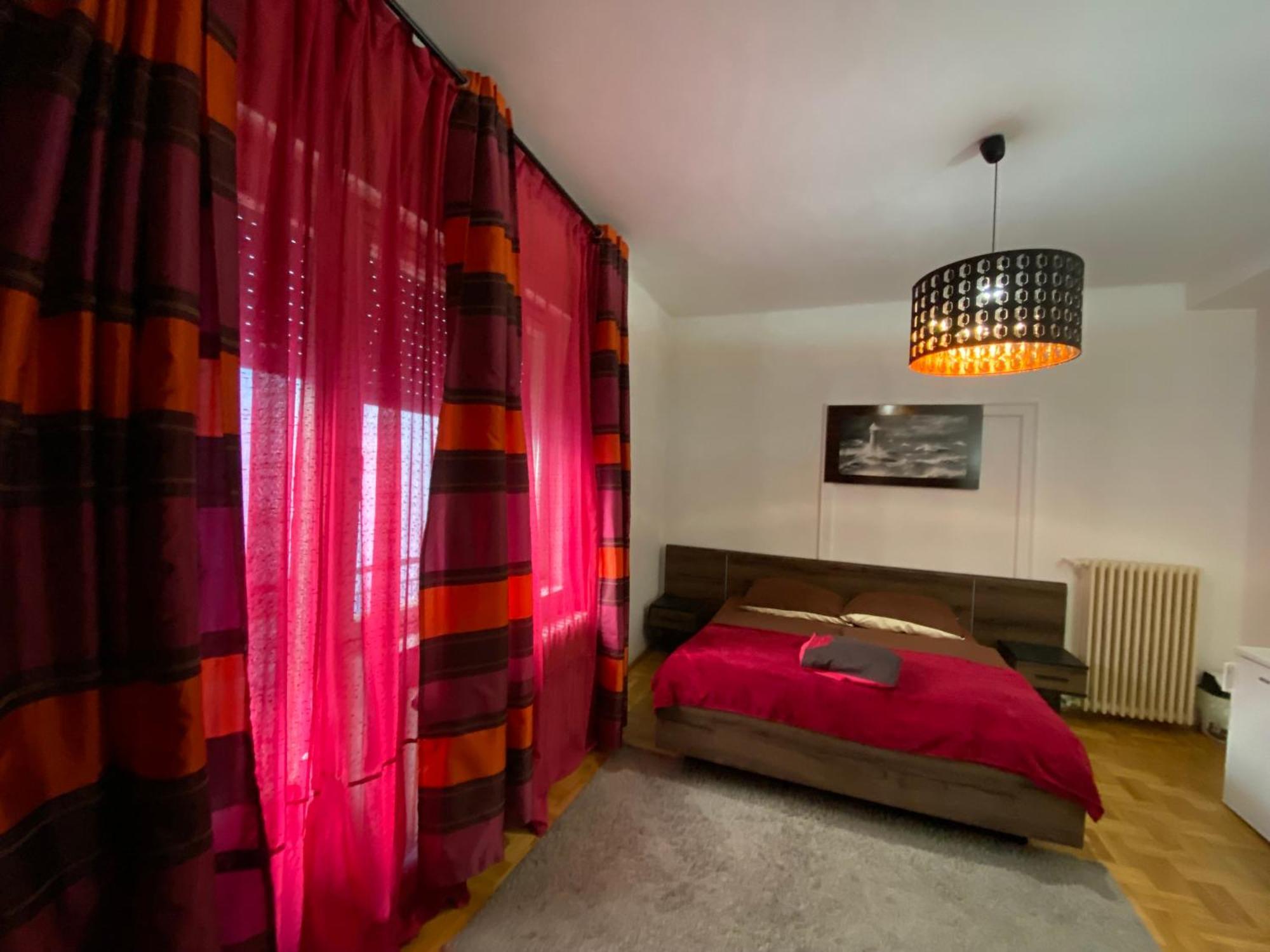 Holiday Apartments & Rooms Next Danube Promenade Будапеща Екстериор снимка